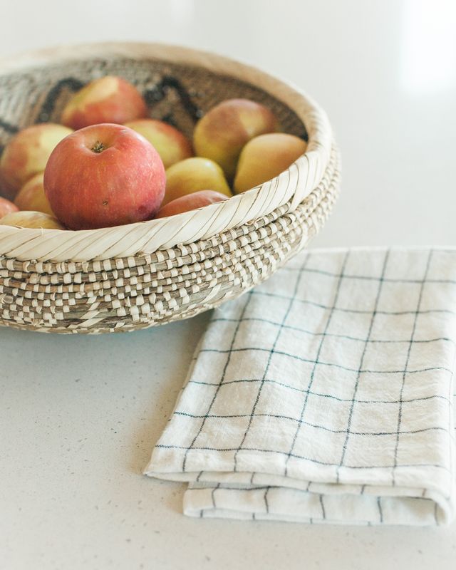 Kitchen & Dining